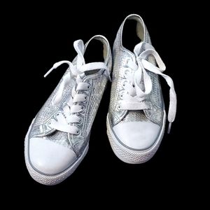 Girls Double platinum performance silver sequins sneakers.